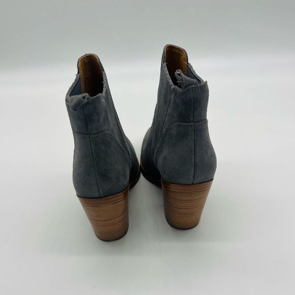 Gadri Pointed Toe Bootie
MARC FISHER LTD - Picture 5 of 7